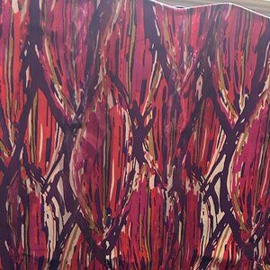 100% Silk Cynthia Rowley Abstract Striped Print Oblong Scarf + Free Necklace